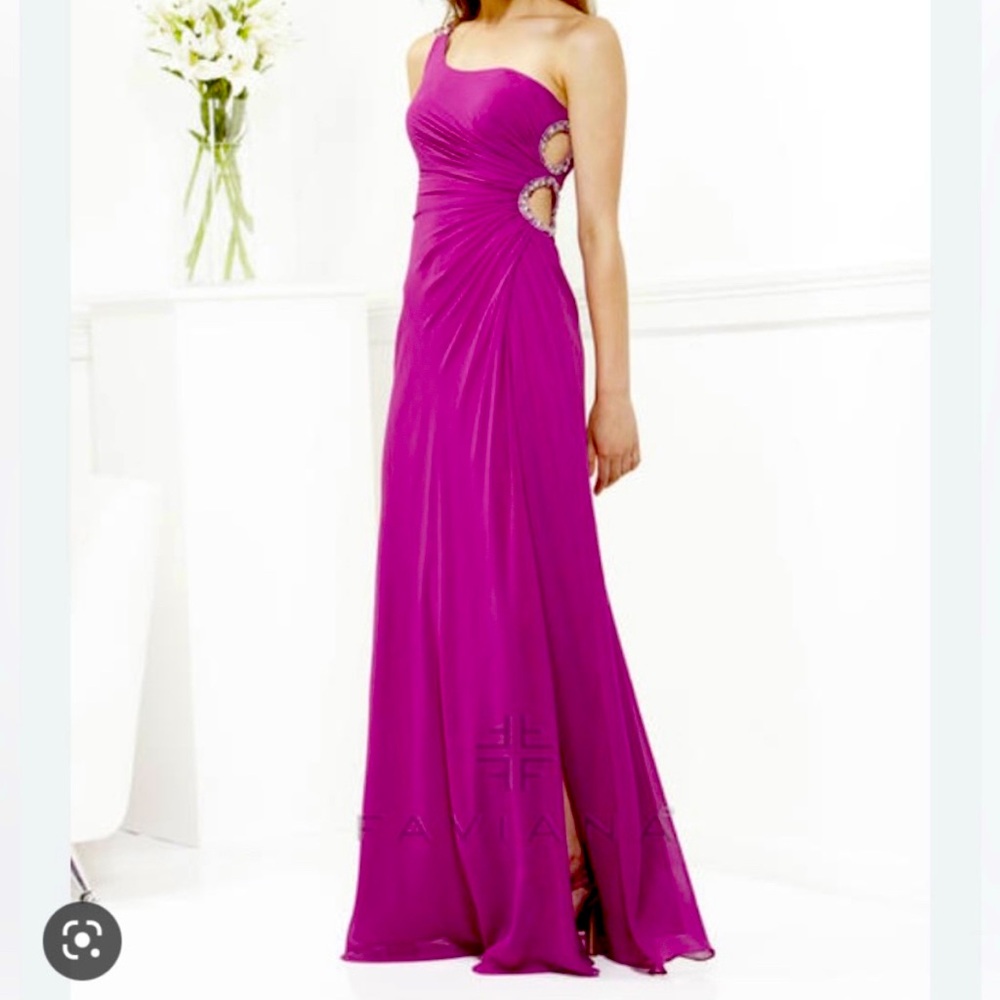 Faviana Elegant Fucsia Evening Gown